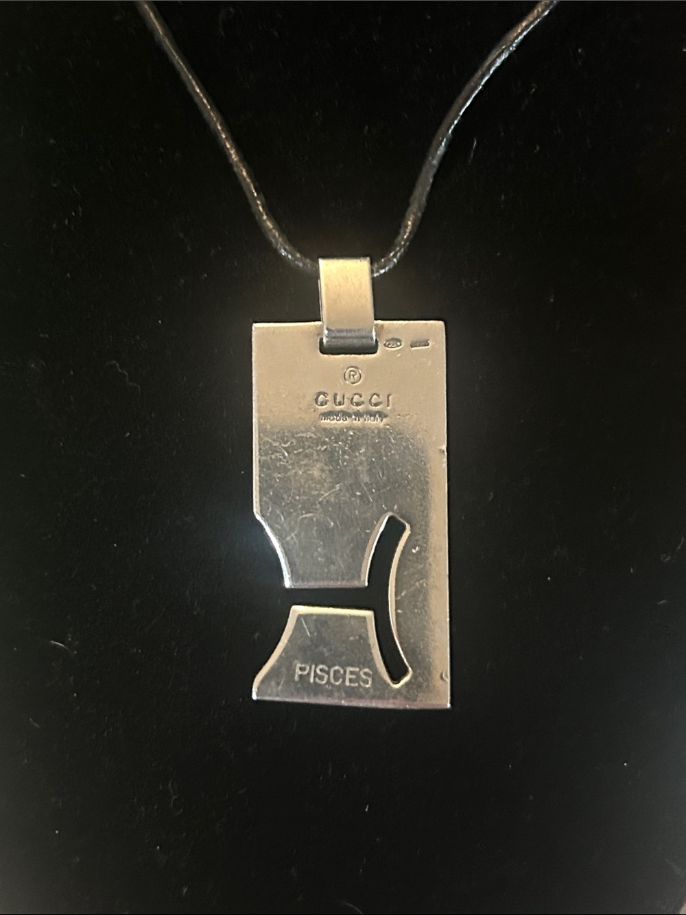 Gucci Pisces 925 sterling silver necklace large tag